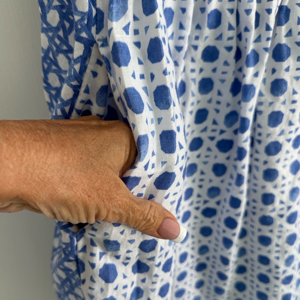 Vineyard Vines painted blue and white rattan print dress size 16 EUC msrp $98 - Picture 5 of 11